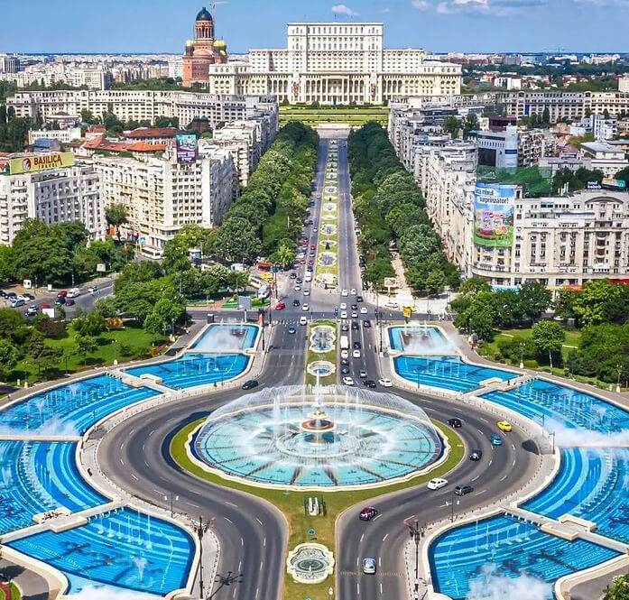 Fântânile din Piața Unirii